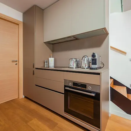 فيلة Olea Zadarvillas *