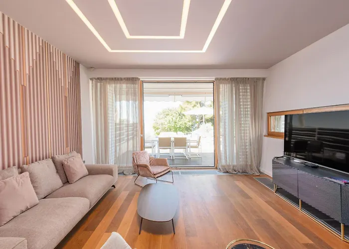 Olea Zadarvillas 别墅 *